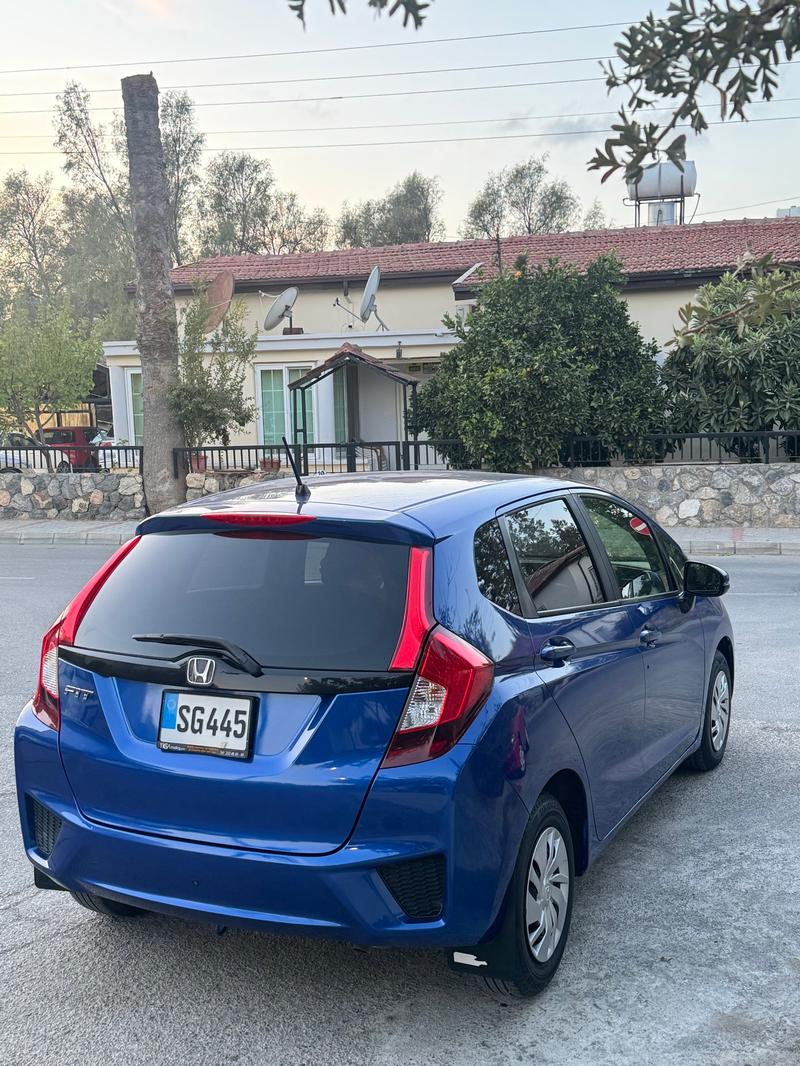 Honda Fit — 1/7
