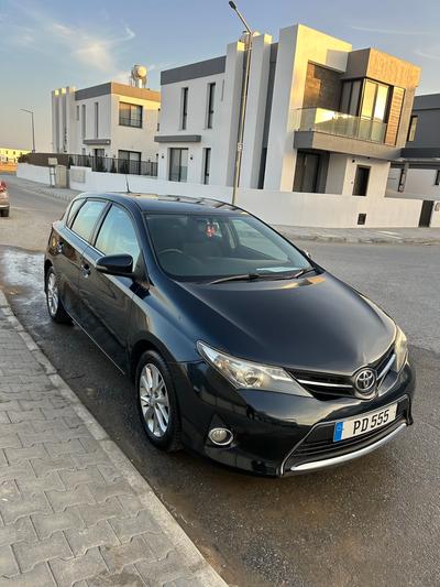 Toyota Auris — 2