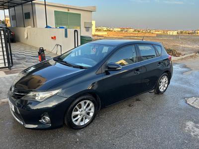 Toyota Auris — 3