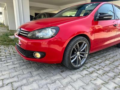 Volkswagen Golf — 2