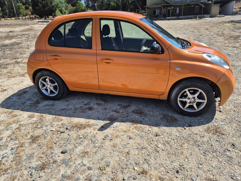 Nissan March — 3