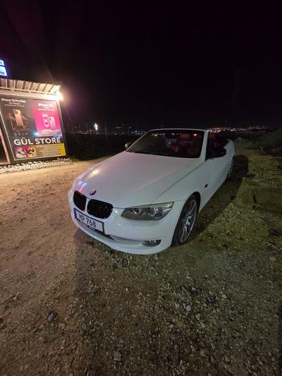 BMW 320i — 3