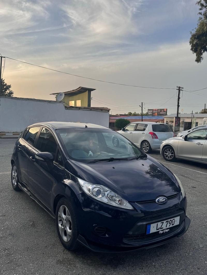 Ford Fiesta — 1/8