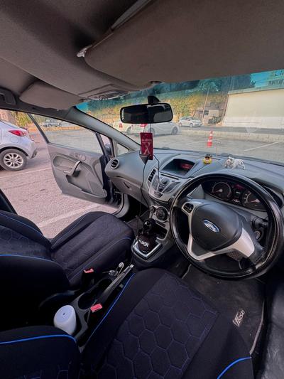 Ford Fiesta — 7