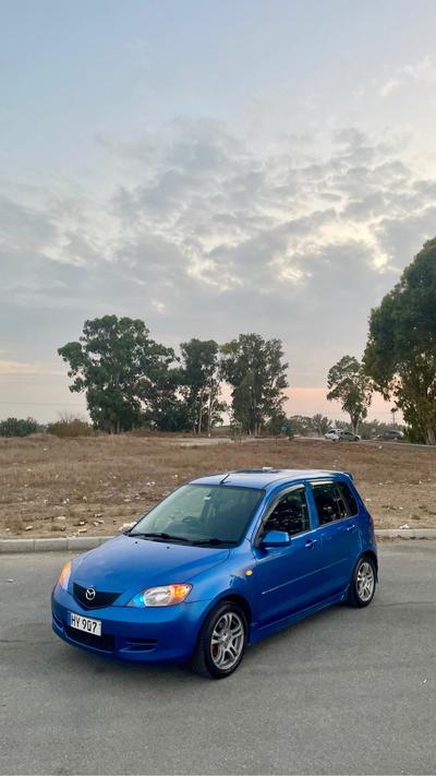 Mazda Demio — 3