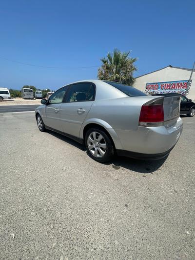 Opel Vectra — 3