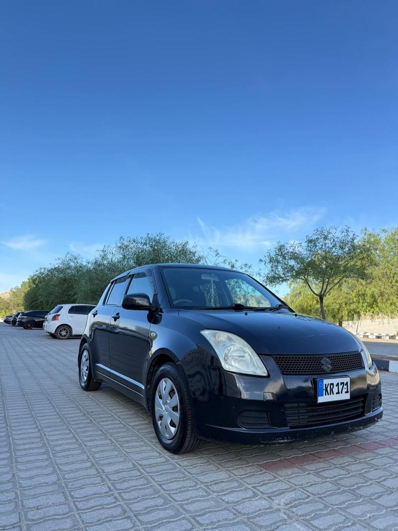 Suzuki Swift — 1/6