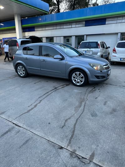 Opel Astra — 4