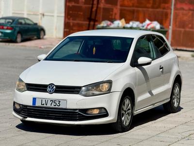 Volkswagen Polo — 3