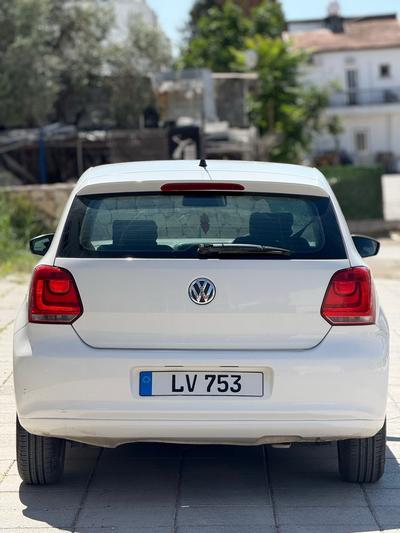 Volkswagen Polo — 5