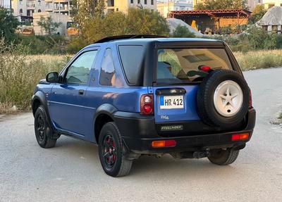 Land Rover Freelander — 2