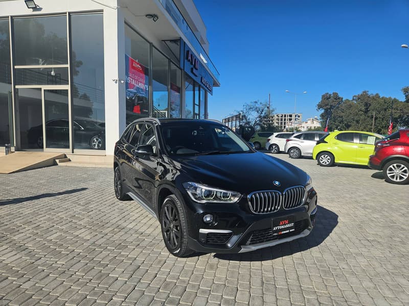 BMW X1 — 1/10