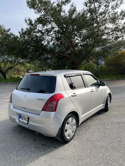 Suzuki Swift — 5