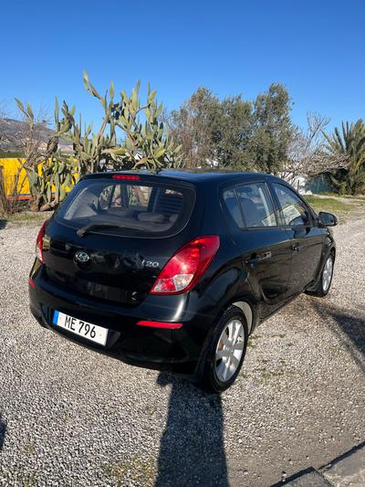 Hyundai i20 — 4