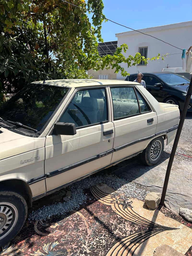 Renault Broadway — 2