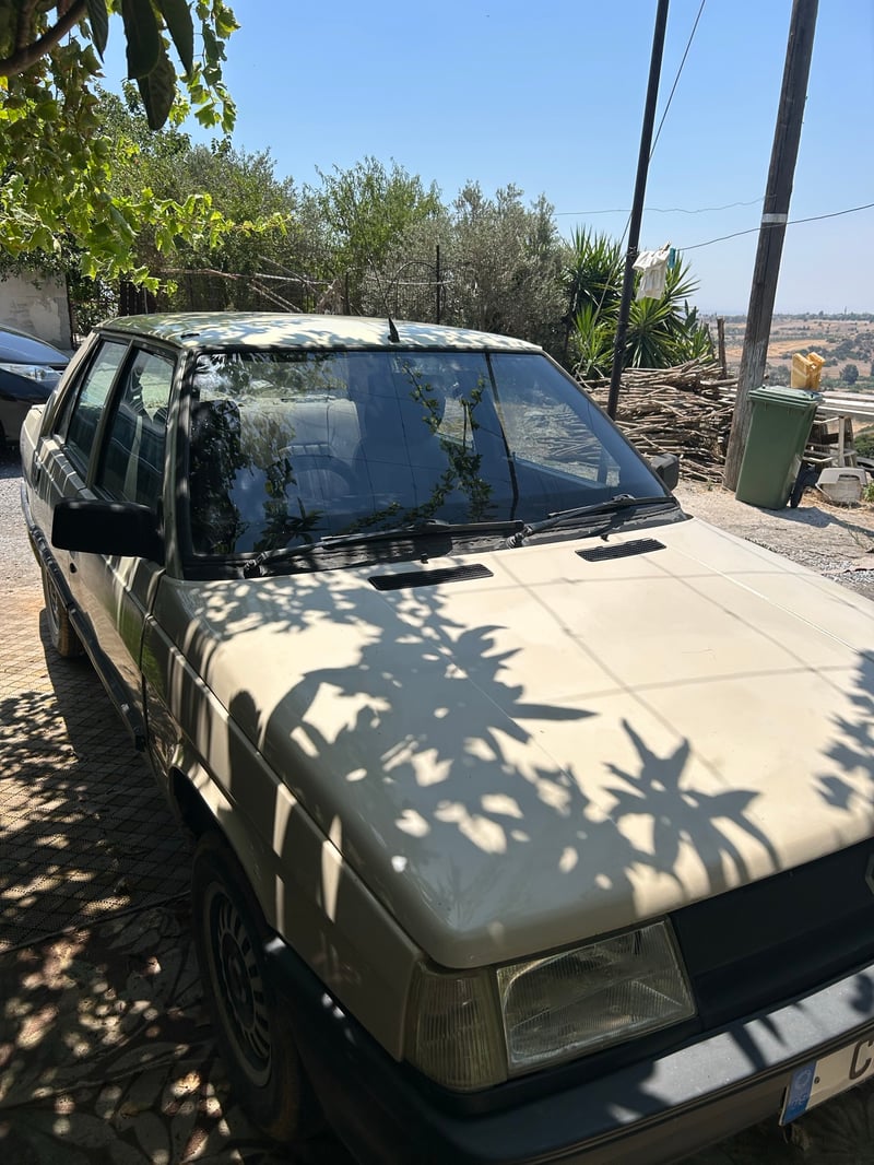 Renault Broadway — 5