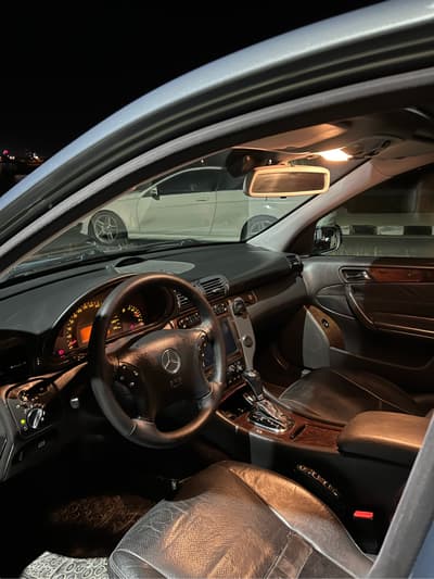 Mercedes-Benz C 200 — 6