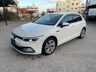 Volkswagen Golf — 3