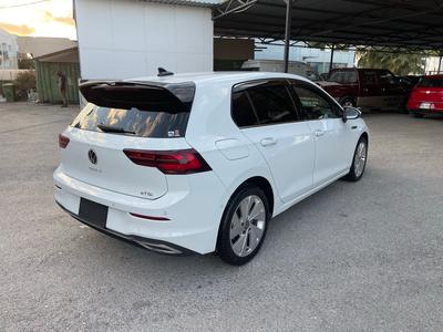 Volkswagen Golf — 4