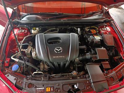Mazda 3 — 8
