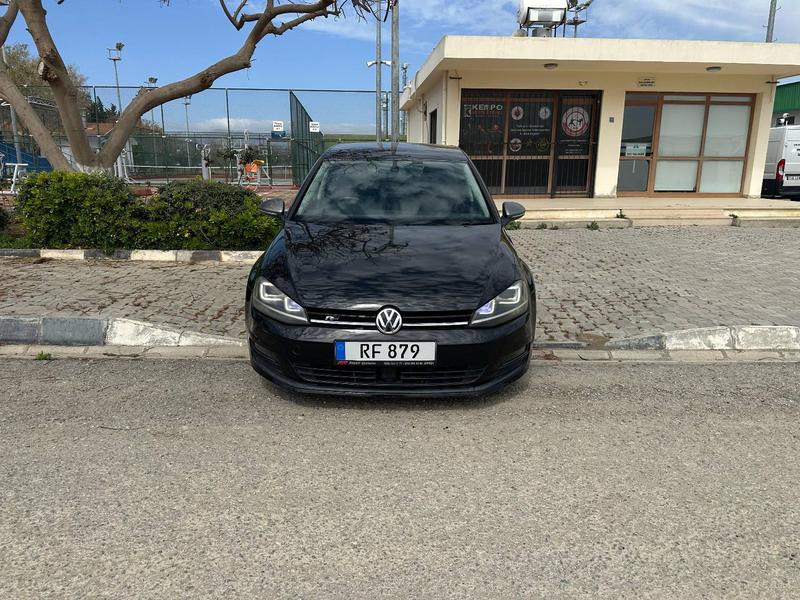 Volkswagen Golf — 1/7