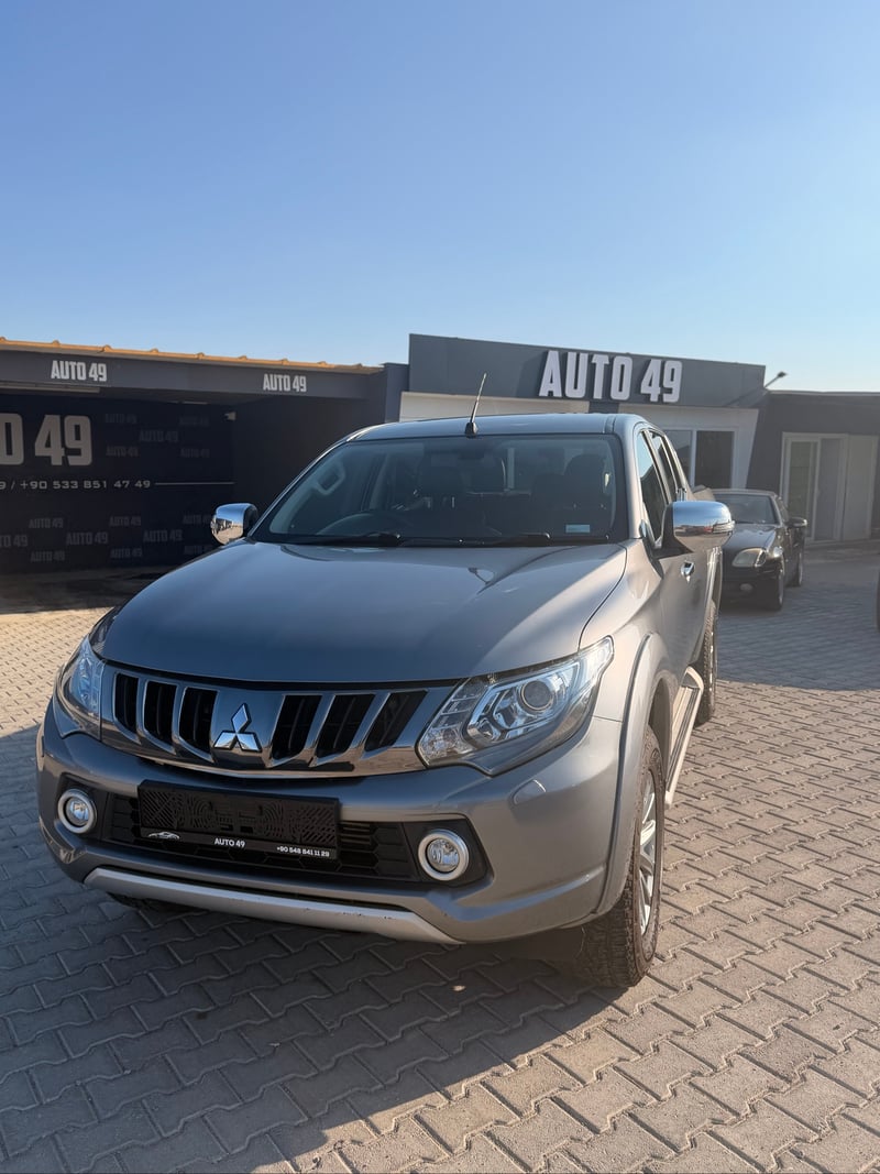 Mitsubishi L200 — 2