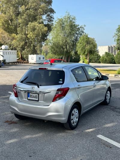 Toyota Vitz — 6