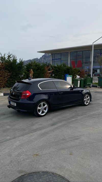 BMW 120i — 6