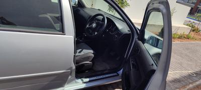 Volkswagen Golf — 5
