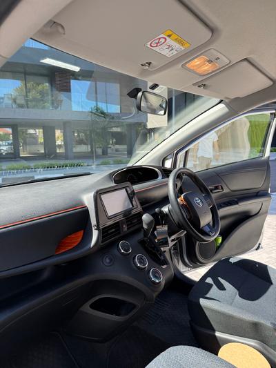 Toyota Sienta — 8