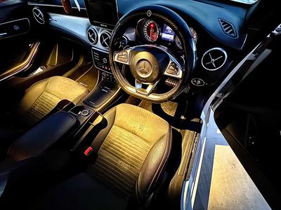 Mercedes-Benz CLA 200 — 9