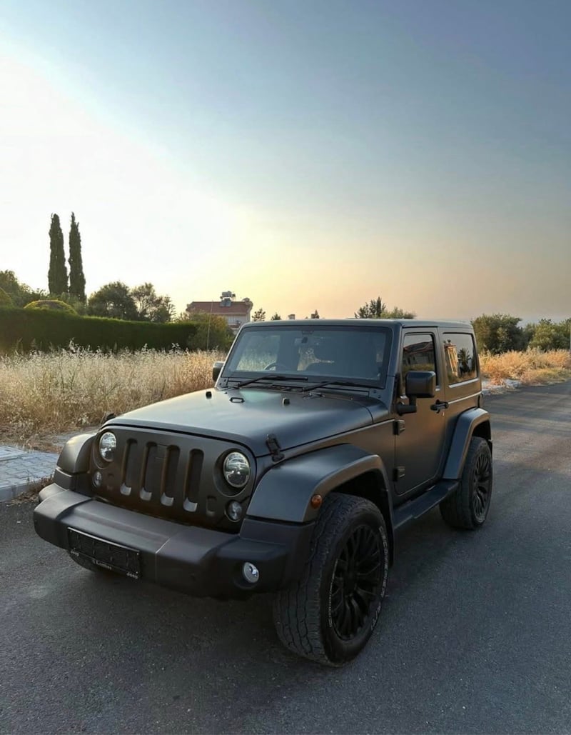 Jeep Wrangler  — 6