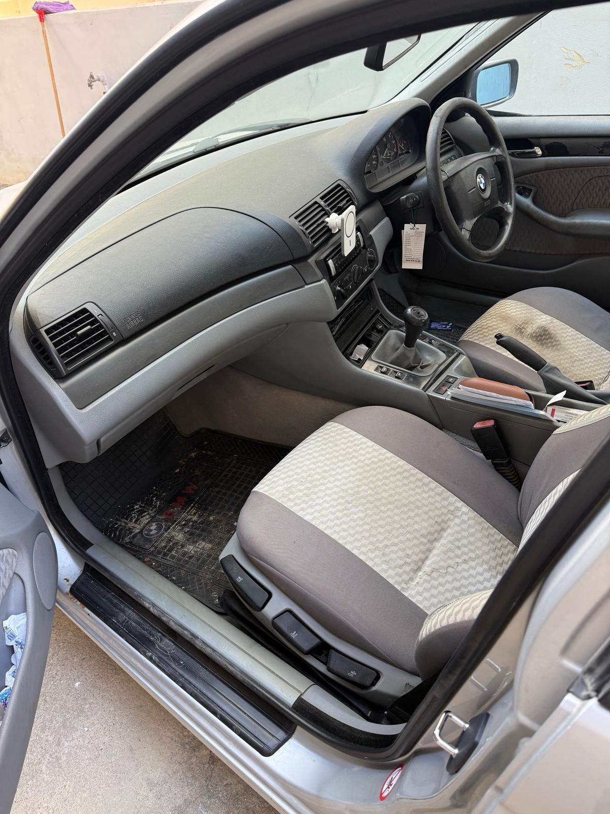 2000 BMW 318 5