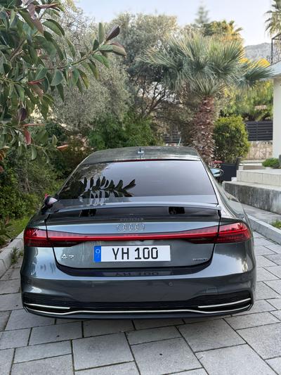 Audi A7 — 4