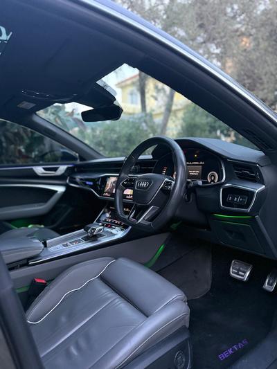 Audi A7 — 9