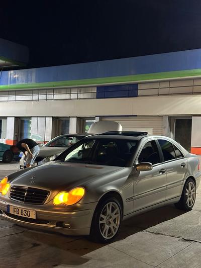 Mercedes-Benz C 200 — 2