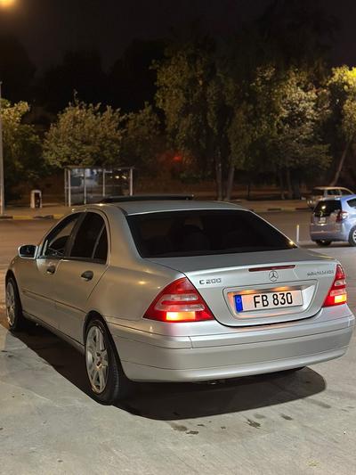 Mercedes-Benz C 200 — 6