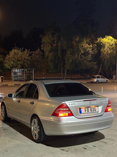 Mercedes-Benz C 200 — 7