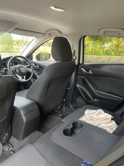 Mazda Axela — 5
