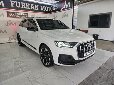 Audi Q7 — 3