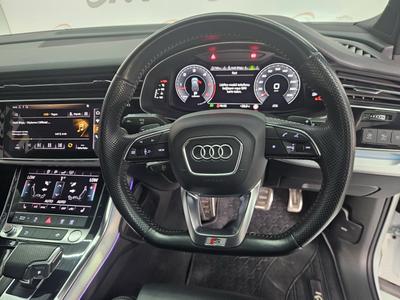 Audi Q7 — 5