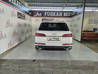Audi Q7 — 9