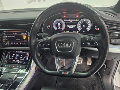 Audi Q7 — 10