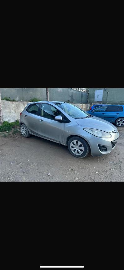 Mazda Demio — 1