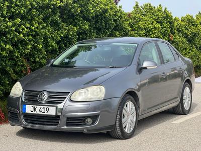Volkswagen Jetta — 2