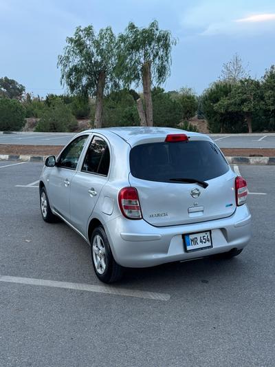 Nissan March — 4