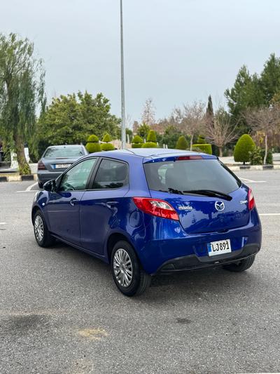 Mazda Demio  — 4