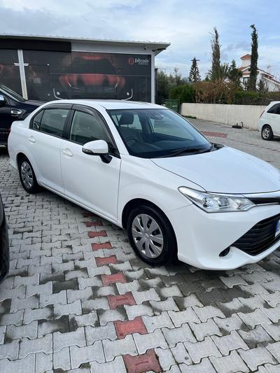 Toyota Corolla Axio — 4