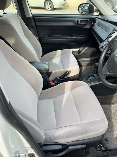 Toyota Corolla Axio — 6
