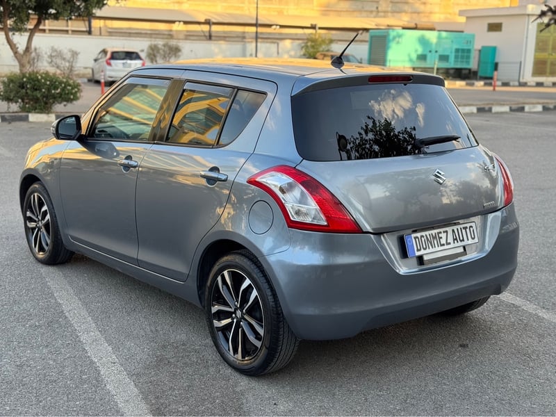 Suzuki Swift — 3